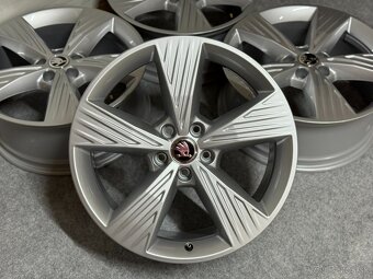 5X112 R19 8J ET45 AUDI Q2 Q4 SKODA KAROQ SUPERB VW PASSAT - 2