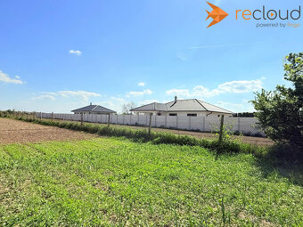 Na predaj slnečný stavebný pozemok – Malé Zálužie, 1356 m² - 2