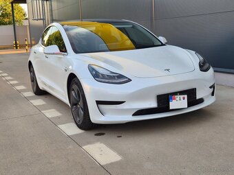 Tesla Model 3 Standard Plus 79'000 km
- 2