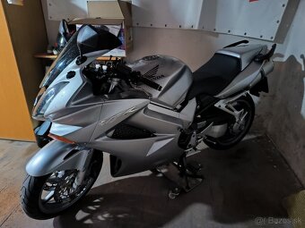 Honda - 2