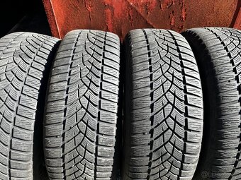 Zimne pneumatiky 215/60 R16 na orig.diskoch 5x112 - 2