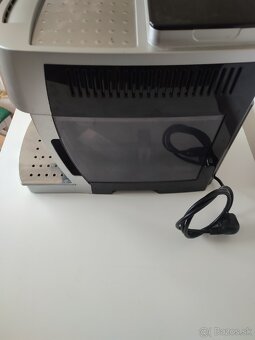 Kávovar DeLonghi Magnifica. - 2
