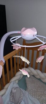 Kolotoč nad postieľku pre dievčatá - 2