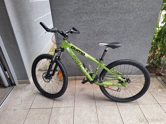 Predám horský bicykel 26kola Vedora Pumpit - 2