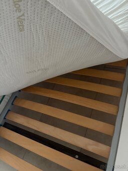 Manželská postel - 2