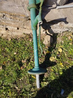 Ručná pumpa na vodu - 2