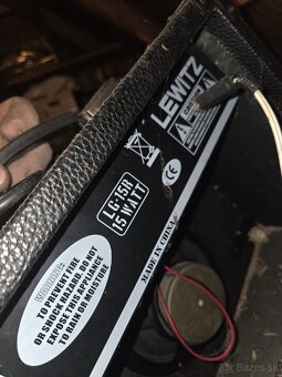 Revoltage LG 15 R - 2