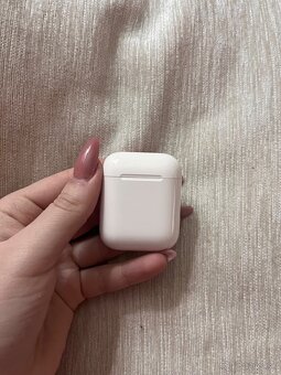 Apple AirPods 2 generácie - 2