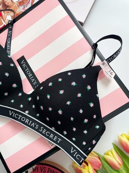 Victoria’s Secret bezkosticova podprsenka 75B - 2