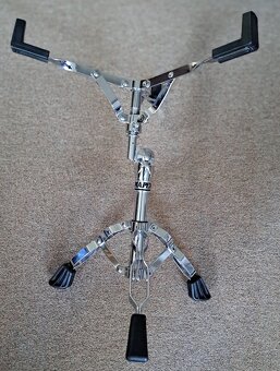 Snare stojan Mapex. - 2