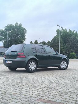 Volkswagen Golf 4 - 2