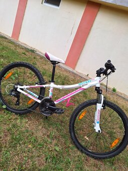Dievčenský bicykel - 2