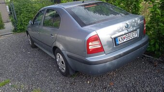 Octavia 1.8 turbo benzin - 2