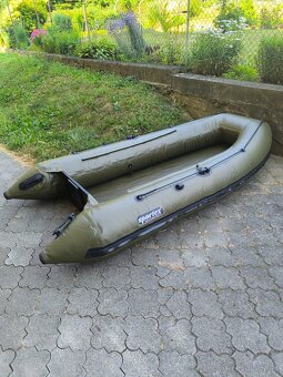 Predám nafukovací čln 310 CM. - 2
