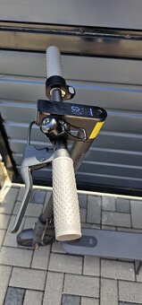 Elektrická kolobežka XIAOMI - 2