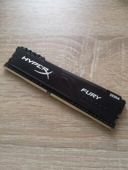 1x 8 GB DDR4 HYPER-X FURY - 2