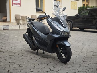 Honda pcx 125 na prenájom - 2