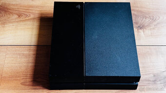 Playstation 4 500GB - 2