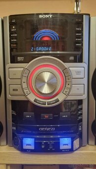 SONY MHC - GTZ3I 700W Hi-Fi
700 W Hi-Fi system - 2