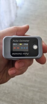 Pulzný oximeter Berry BM1000C - 2