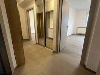 NA PRENÁJOM 3 IZBOVÝ BYT TRENČÍN, ZÁMOSTIE, GARÁŽ - 2