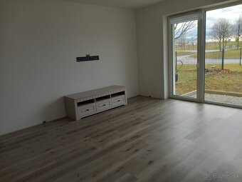 Predám 2izbovy byt.Golf rezort. - 2