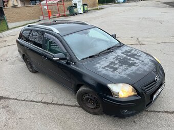Toyota Avensis Combi 2.0d 93kw - 2
