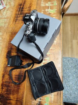 Predám Nikon Zfx v TOP stave - 2