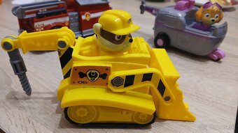 Tlapkova patrola - autička - 2