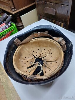 Predám vojenskú prilbu - 2