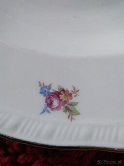 Predám starý porcelánový tanier 32cm. - 2