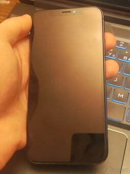 Predám iphone X 64gb pekný stav - 2