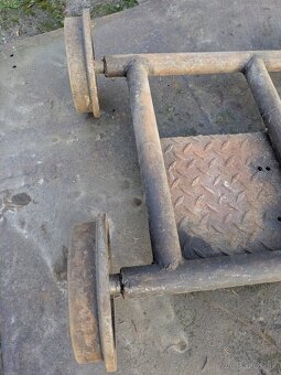 Koľajový podvozok - 2