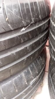 Predam letne pneu 2ks Hankook 215_65_R16 - 2