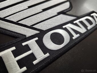 Motorkárska nášivka veľka Honda na chrbát - 2