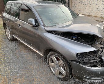 Rozpredam Volkswagen Touareg 5.0 V10 TDI 230kw AYH 4x4 - 2