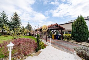 Na PREDAJ RD Zobor 120m2, pozemok 460m2 - 2
