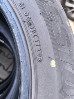 235/60r18 - 2