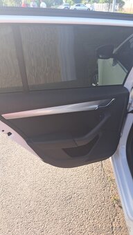 Predam skodu 3 1. 6 tdi - 2