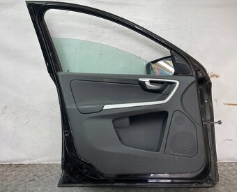 Volvo XC60 I 2008- ľavé predné dvere - 2