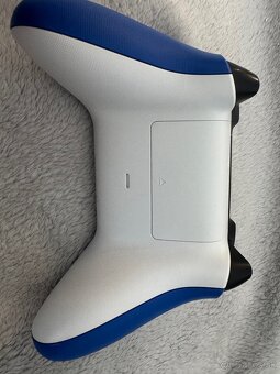 Xbox Wireless Controller – modrý - 2