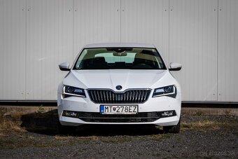 Škoda Superb 2.0 TDI 4x4 Style DSG - 2