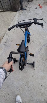 Detsky bicykel s kolieskami a drzadlom - 2
