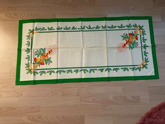 Obrusy 4, ks / AKO NOVE / - 2