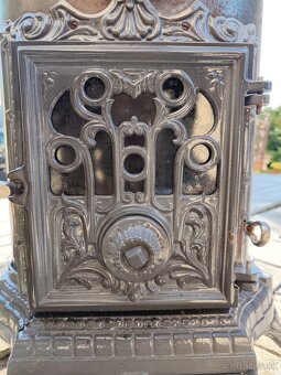 Liatinové kachle GODIN – francúzske, starožitné, funkčné / d - 2