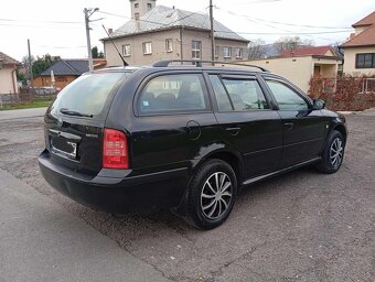 Predám Škoda Octavia tour.1.6.75.kw.r.v.2006.stk/ek Nová - 2