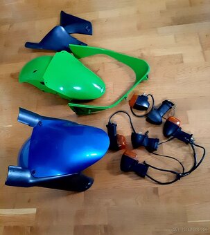 Díly Kawasaki Ninja zx6r / zx9r a jiné .. - 2