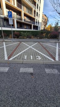 Parkovacie státie, Slnečnice, Petržalka - 2