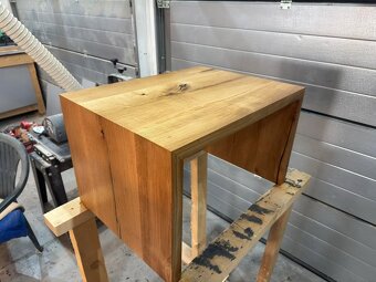 konferenčný stolík z masívu-DUB - 2