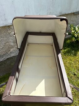 Retro kočjarik pre bábiky - 2